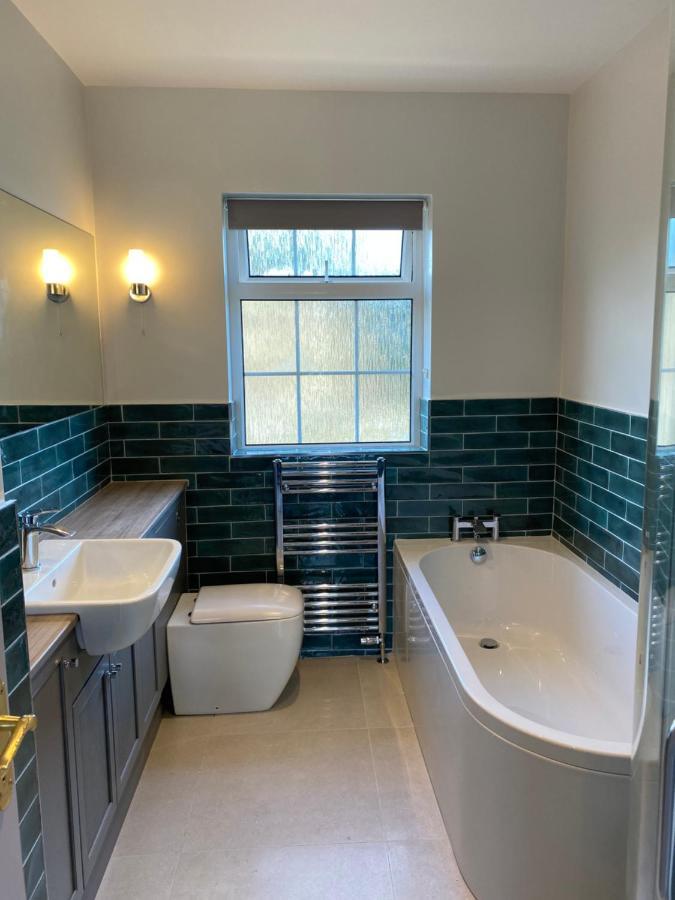 The Lake House Dungloe Esterno foto